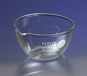 PYREX® Flat Bottom Evaporating Dishes