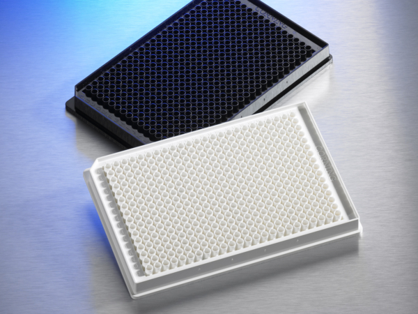 Corning® 384-well Low FlangeFlat Bottom Polystyrene High Bind Microplate