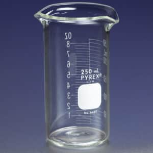 PYREX® Double Spout, Double Pour Beakers