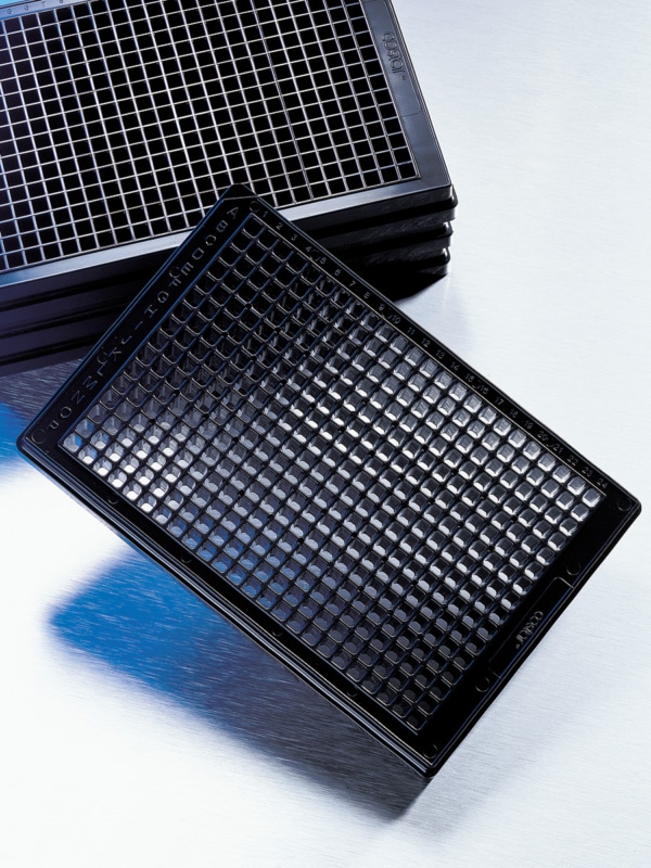 Corning® 384-well Black/Clear Bottom Low Flange Microplate